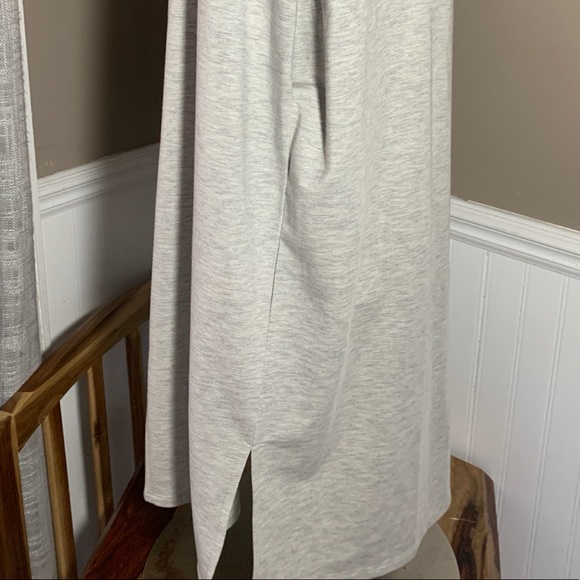 Ryllace Heather Grey Blend Mock sleeveless Shirt - Picture 7 of 9